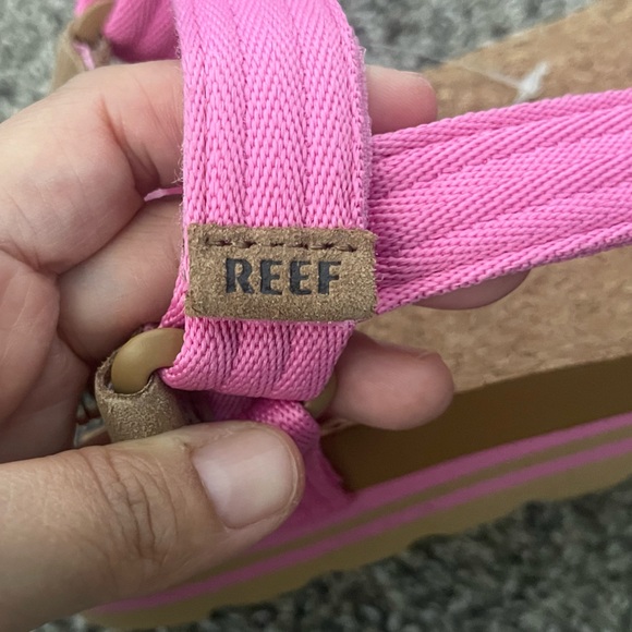 NEW Women’s Reef Cushion Rem HI Malibu Pink Sandals Size 9.5 - Picture 6 of 9